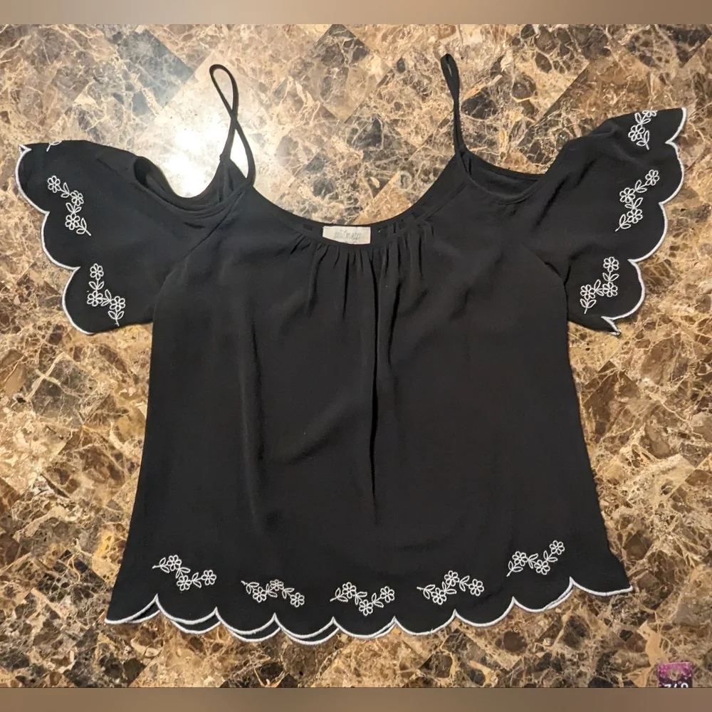 5/$25 Soulmates Open Shoulder Blouse - Picture 3 of 6